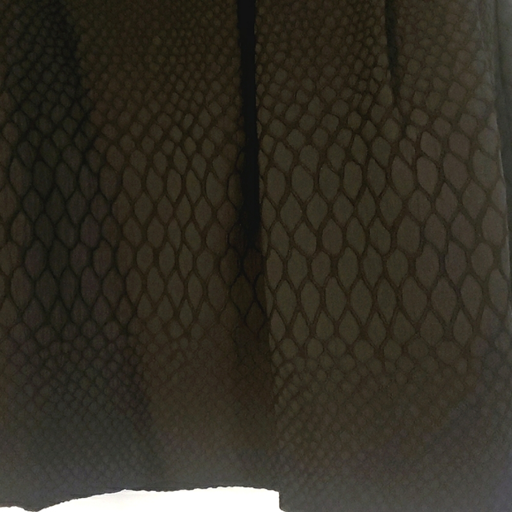 Jennifer Lopez Textured Black Skirt With Pockets sz 10 NWT